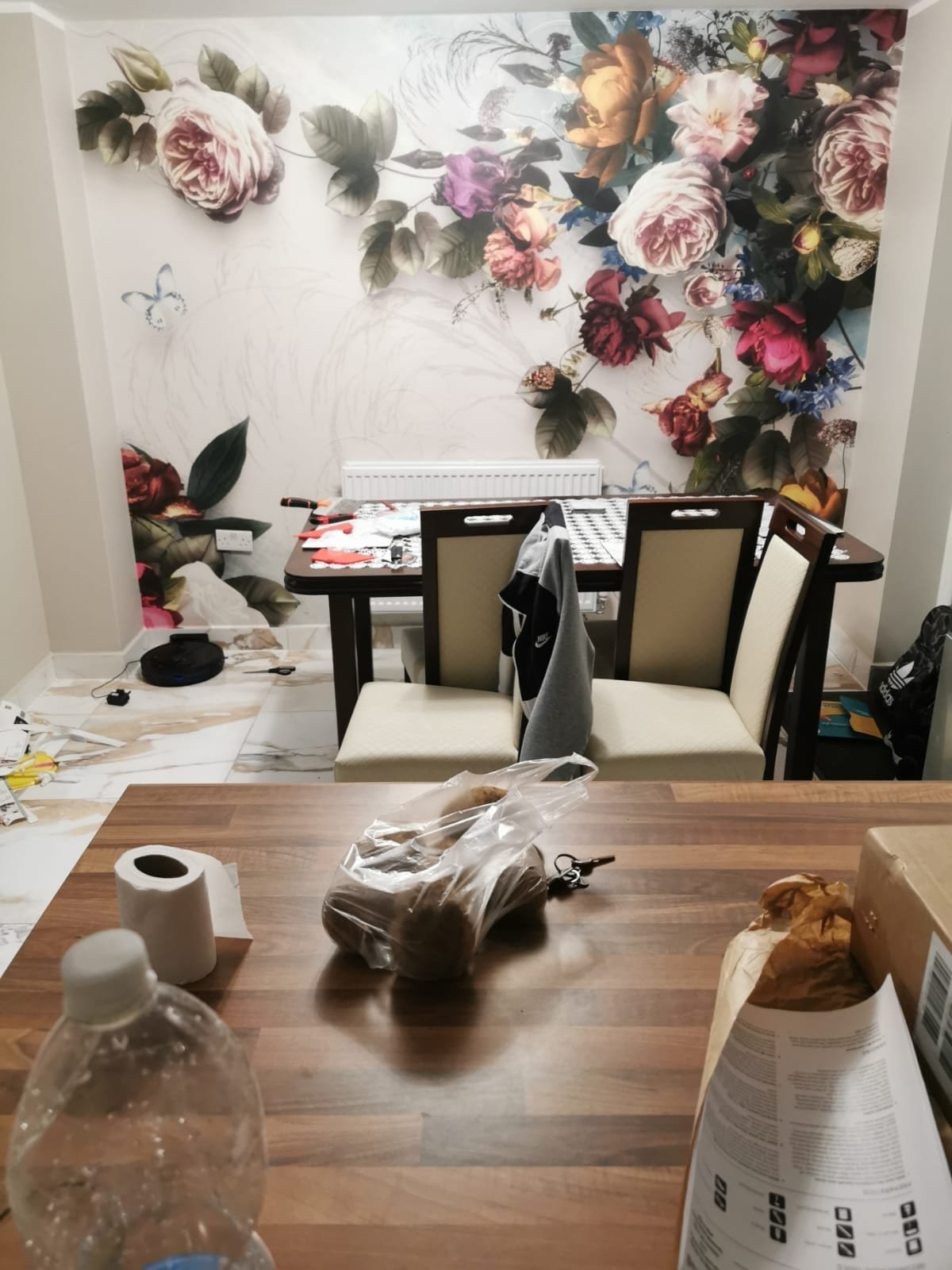 Feature wall wallpapering Mansfield – Prime Renovations