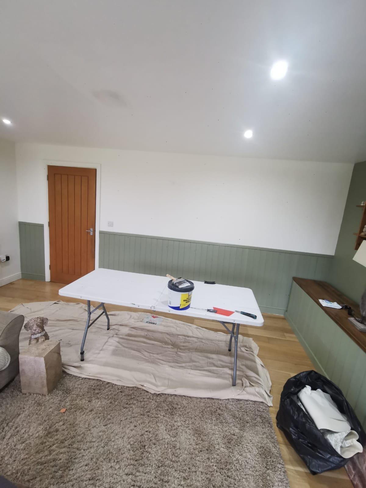 Feature wall wallpapering Mansfield – Prime Renovations