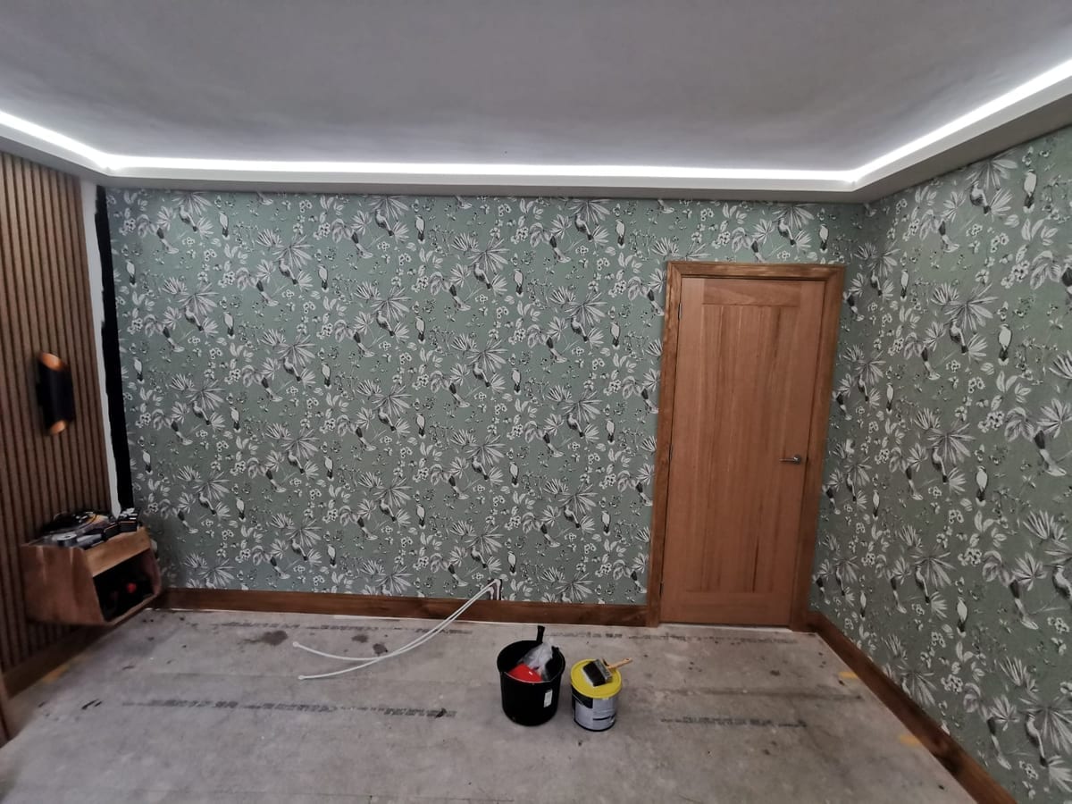 Bespoke wallpapering Nottinghamshire – Prime Renovations