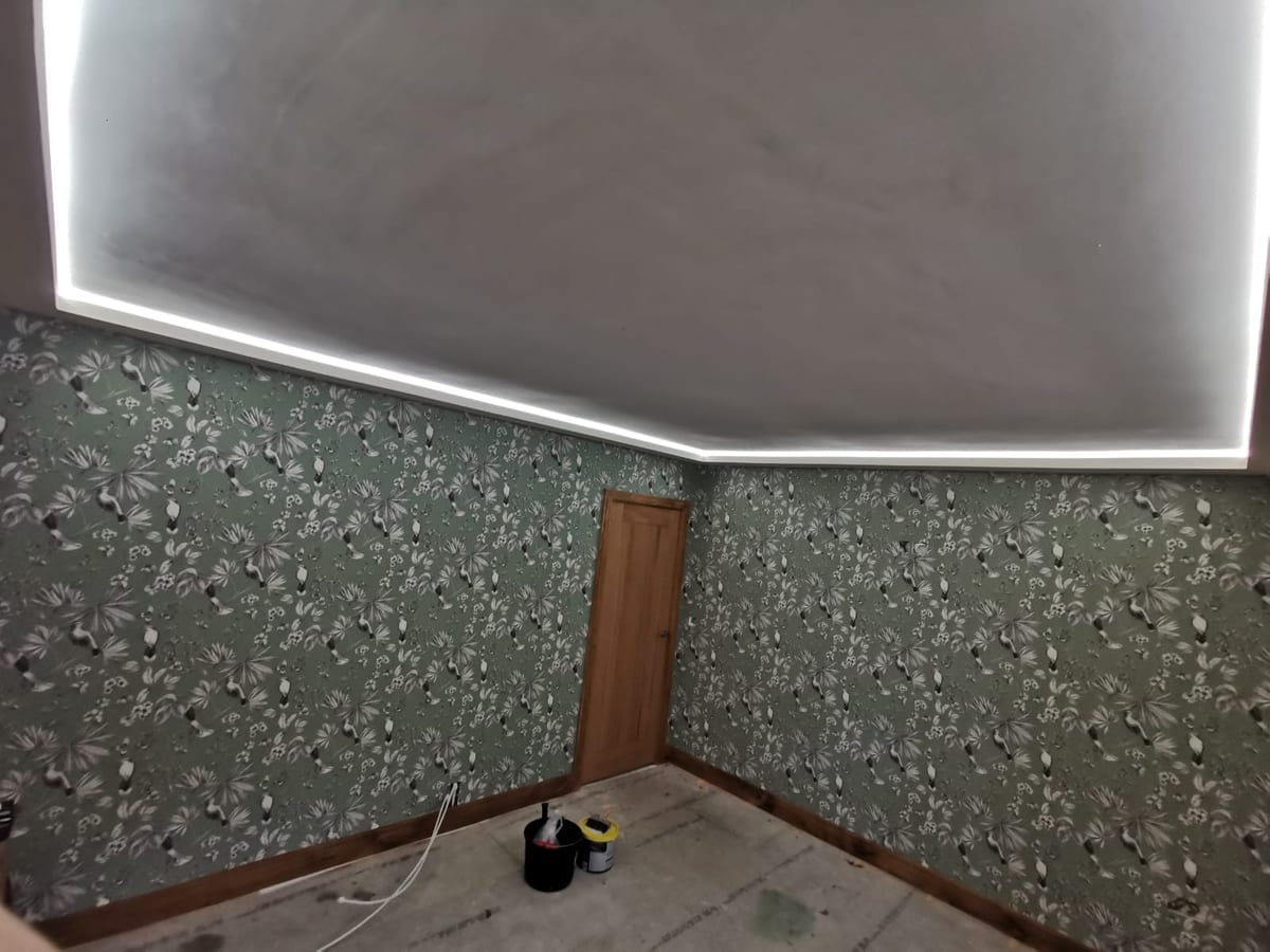 Designer wallpaper fitting Mansfield, Nottinghamshire – Prime Renovations