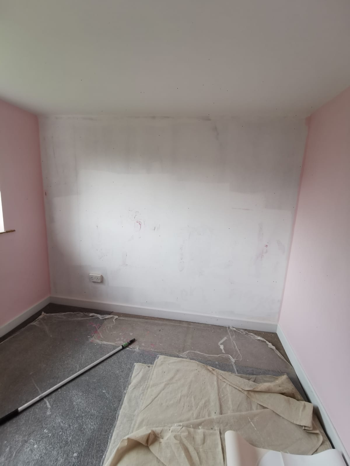 Wallpapering and wallpaper hanging Mansfield, Nottinghamshire – Prime Renovations