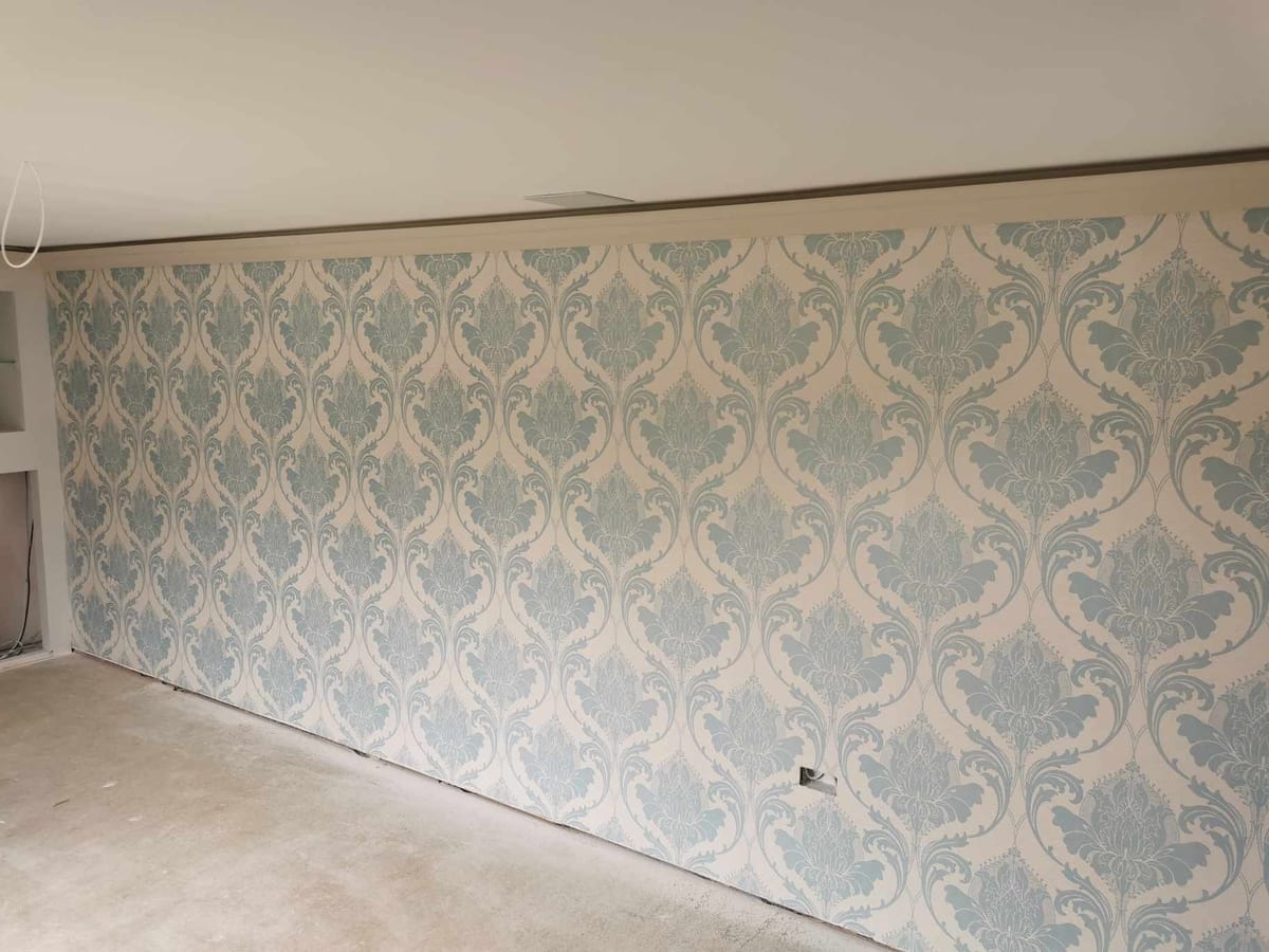 Designer wallpaper fitting Mansfield, Nottinghamshire – Prime Renovations
